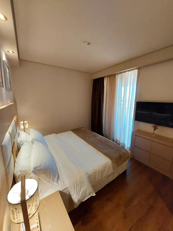 Luxury Dreamland Oasis Apartment 14 Batumi Georgia