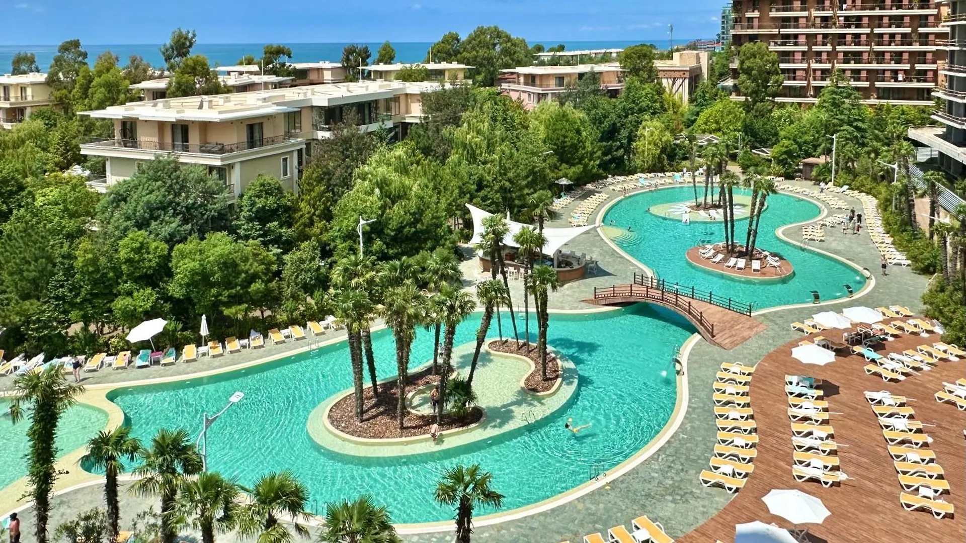 Luxury Dreamland Oasis Apartment 14 Batumi Georgia